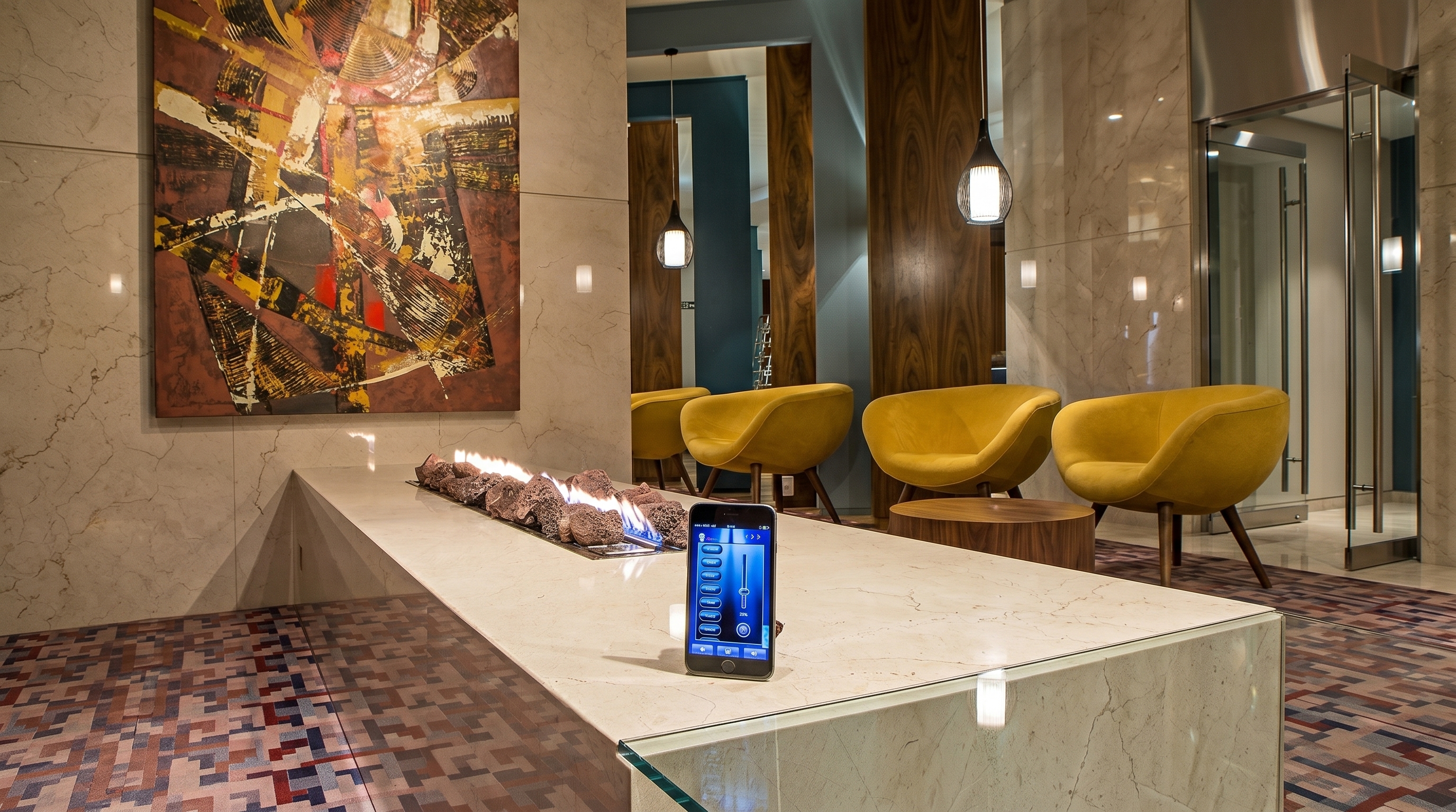 Sala de espera contemporânea com poltronas, iluminação pendente e lareira automatizada
